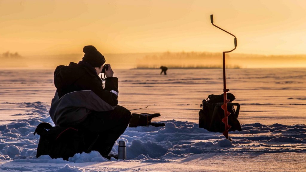 ice-fishing-photographer-Beyond-Arctic-Photo_large.jpg