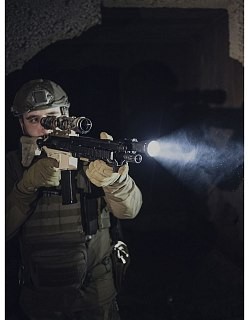 Armytek Taschenlampe Predator Pro Magnet USB  Warm  | Huntworld.de